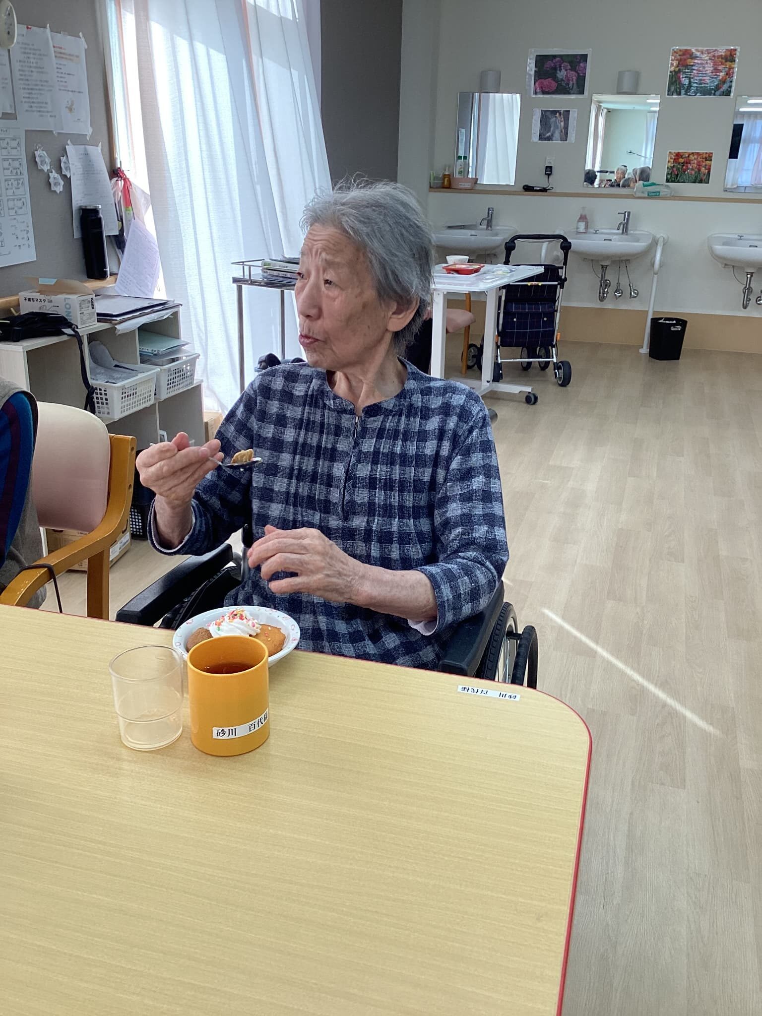 「アースケア前橋　朝倉の里」11月のお誕生日会🎂